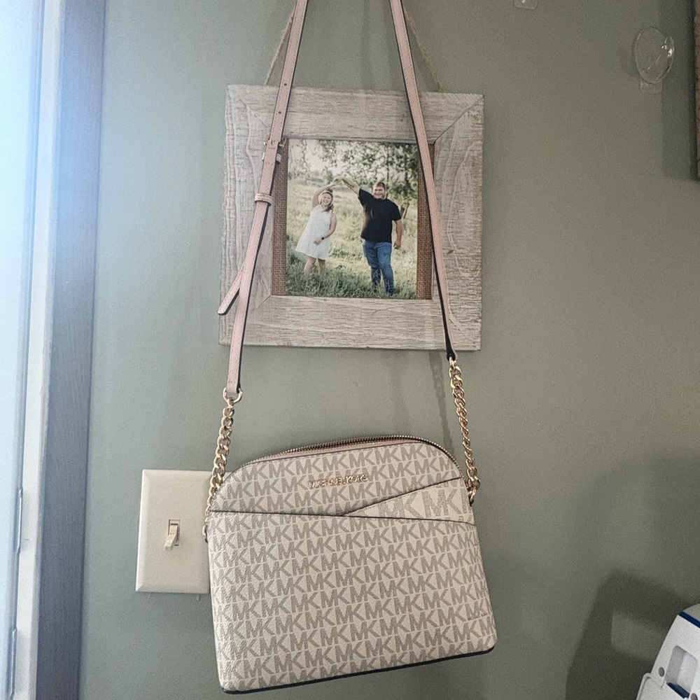 Michael Kors White and Gray Monogram Cosmetic Bag - Picture 2 of 6